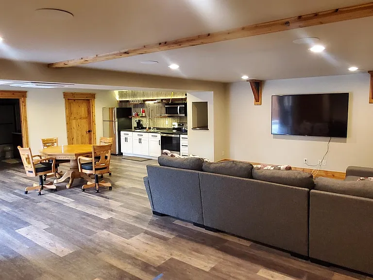 306 W Montana Ave #BASEMENT — Photo 4