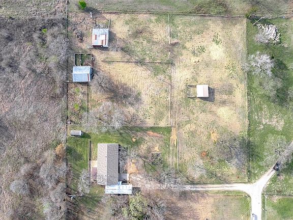 2nd image of 24193 N County Road 3305