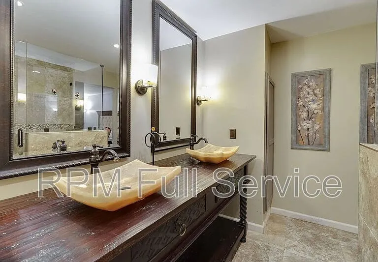 813 Bishopsgate Rd — Photo 20
