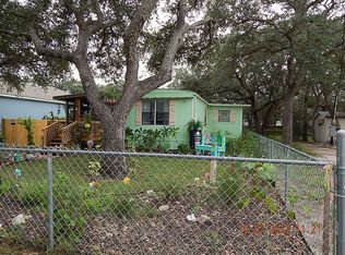 1615 S Terry St, Rockport, TX 78382