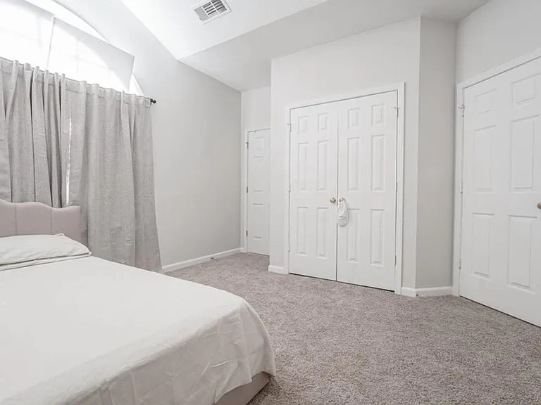 8620 Hope Mews Ct — Photo 11