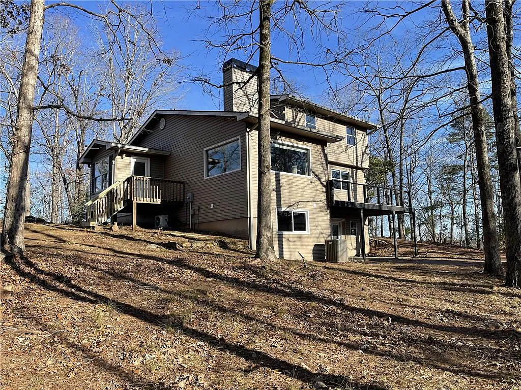3 bed, 3.5 bath, 2854 sqft, $3,200 — Photo 4