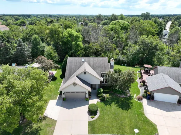 641 East Bridlewood LANE, Oak Creek, WI 53154