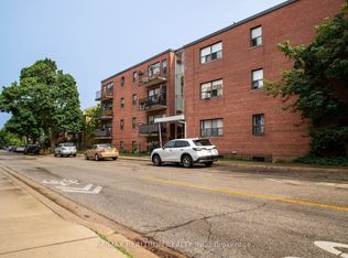 2519 Lake Shore Blvd W #303, Toronto, ON M8V 1E3