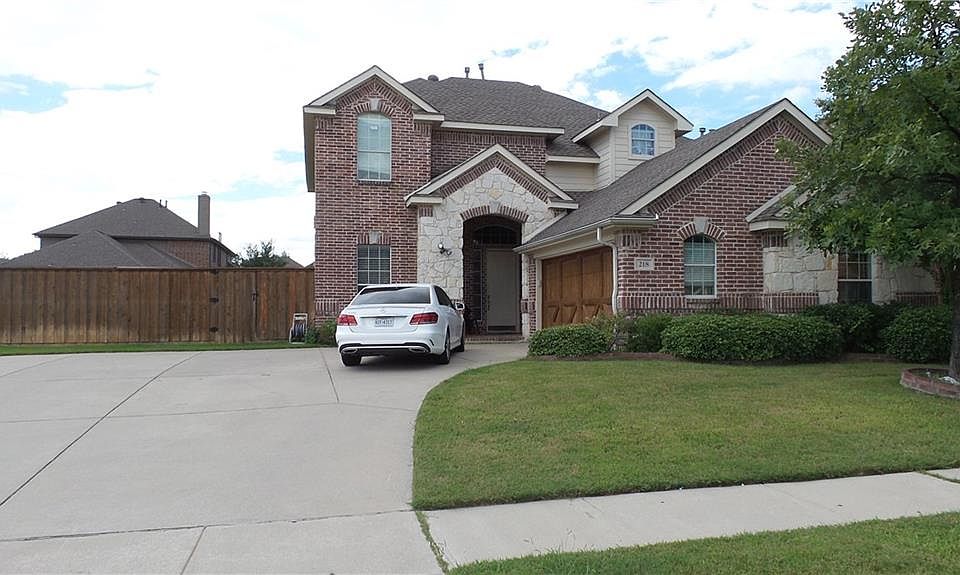 1st image of 218 Park Meadows Dr