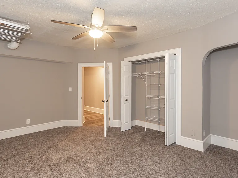 2753 Euclid Heights Blvd — Photo 33