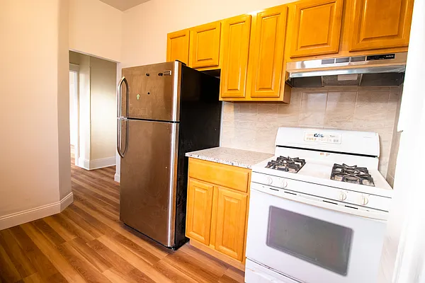 Rented by Sorensens Parkview Terrace Real Estate Inc | media 33