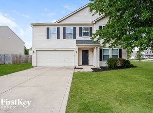 10590 Pleasant View Ln, Fishers, IN 46038