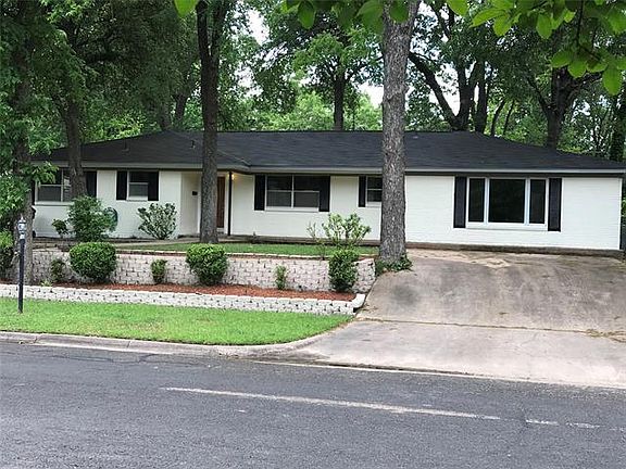 2nd image of 1912 Fairfax Dr