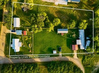 112 Woodlake Ln, Axtell, TX 76624