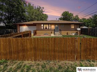 5110 Gladstone St, Lincoln, NE 68504