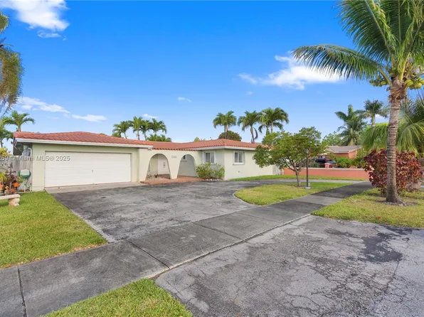 7450 SW 100th Ct, Miami, FL 33173