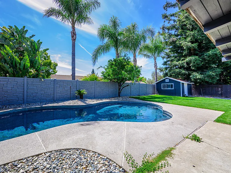 9042 El Oro Plaza Dr — Photo 36