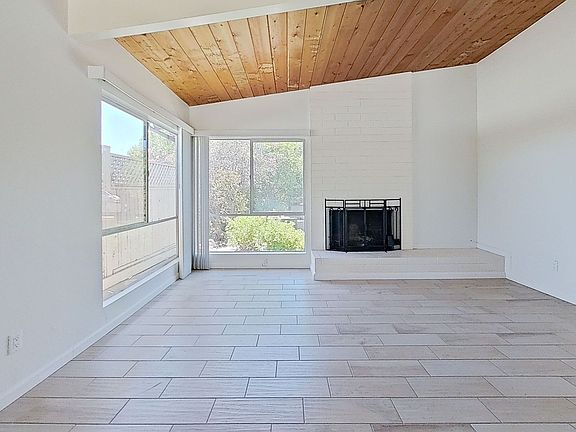 5th image of 5237 Hewlett Dr