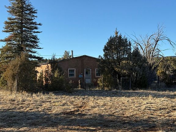 2nd image of 31 Lower La Joya Rd