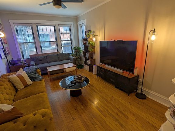3rd image of 5024 N Winthrop Ave APT 1W
