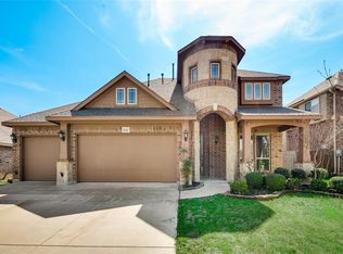 2347 Palmer Trl, Grand Prairie, TX 75052