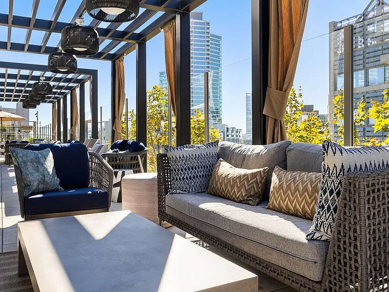 K1 Apartments — Photo 17