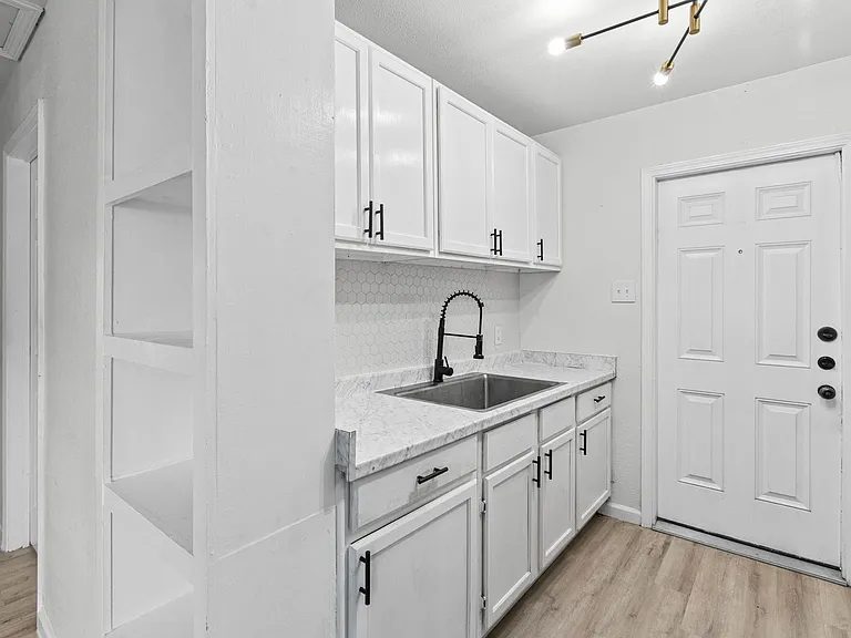 3038 Weir Ave — Photo 18
