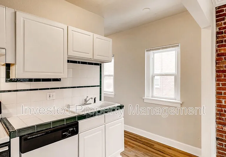 1341 N Washington St #10 — Photo 6