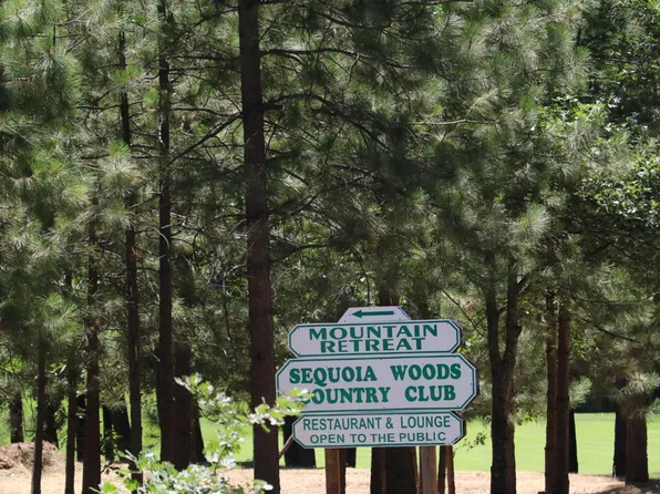 907 Meadow Dr, Arnold, CA 95223