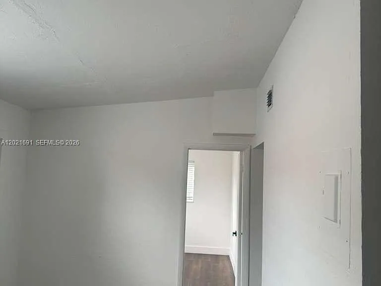 2029 Washington Ave #1 — Photo 6