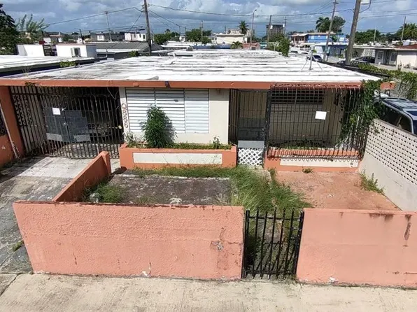 Vistamar Avenue Galicia #Q886, Carolina, PR 00983
