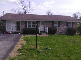 908 2nd St, Mount Sterling, KY 40353