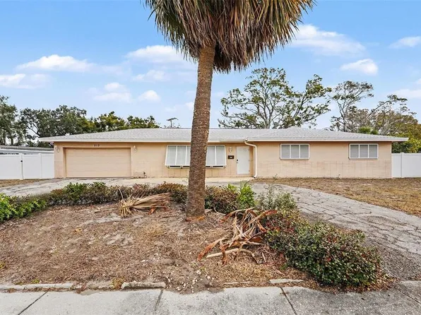 213 Park St N, Saint Petersburg, FL 33710