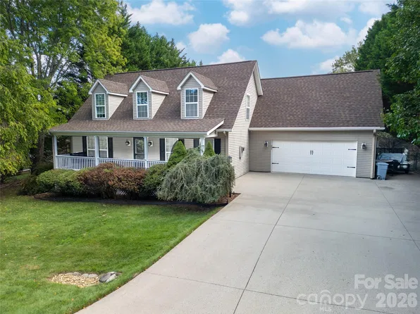 234 High Ridge Dr #23, Mills River, NC 28759