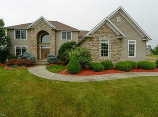 4820 Perie Wood Ln, Kent, OH 44240