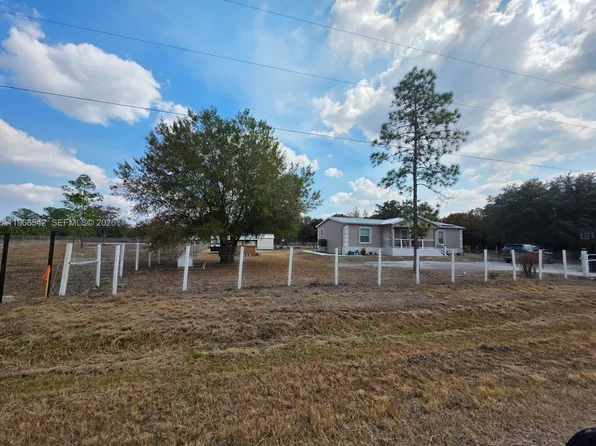 555 S Lindero St, Clewiston, FL 33440