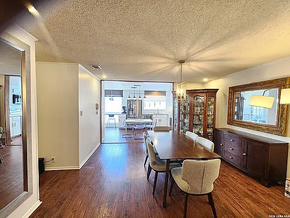 3 bed, 1610 sqft, $850 — Photo 3