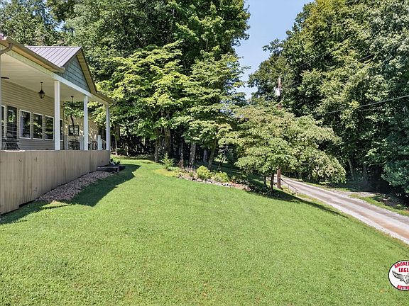5th image of 1080 Dale Hollow Estates Rd