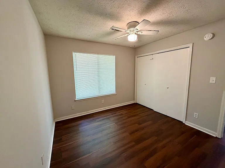 8588 Creekwood Way — Photo 16