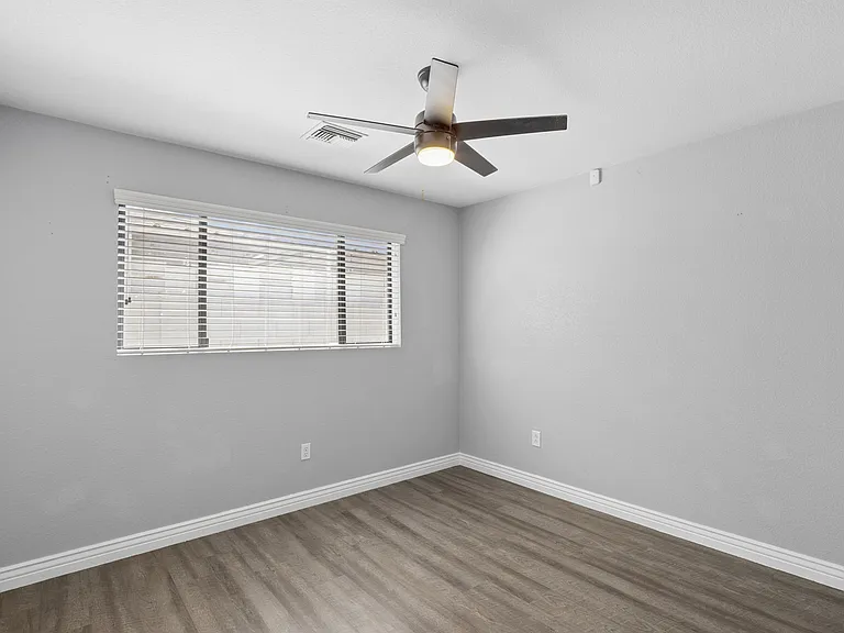 1017 E El Caminito Dr — Photo 28