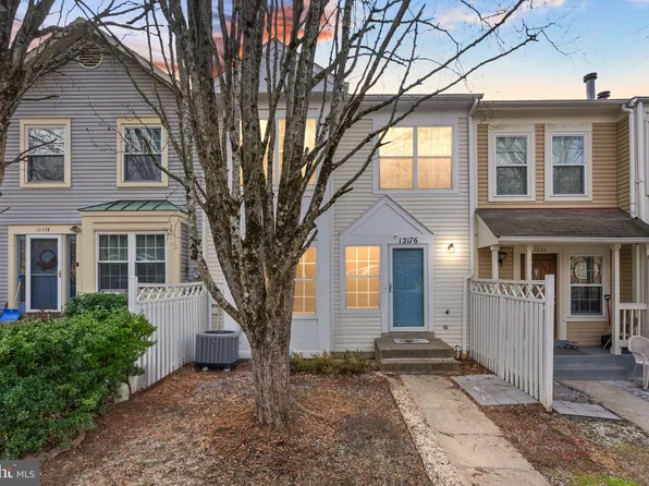 12176 Springwoods Dr, Woodbridge, VA 22192