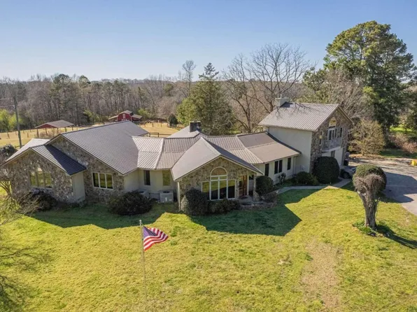 466 Stone Ln #2, Canon, GA 30520