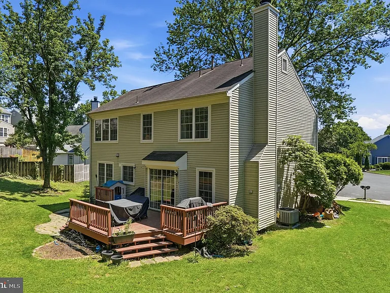 4020 Blue Slate Dr — Photo 35