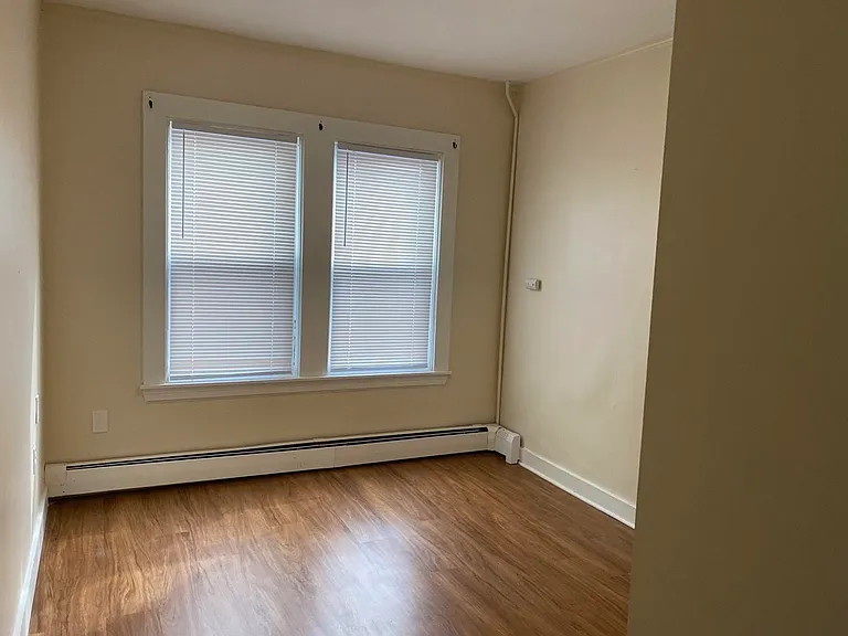 126 Main St #2 — Photo 4