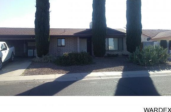 2nd image of 995 Country Club Dr