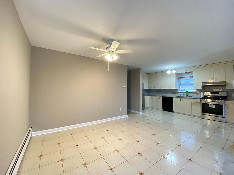 1st image of 3259 Layton Ave #3