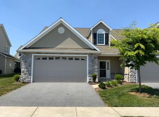 1365 Worthington Dr, Mount Joy, PA 17552