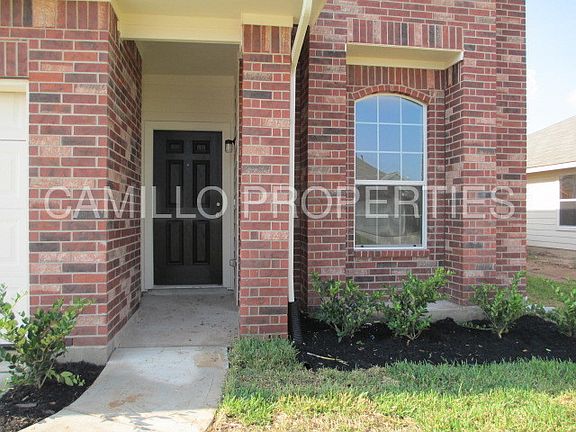3rd image of 2507 Montecito Ln