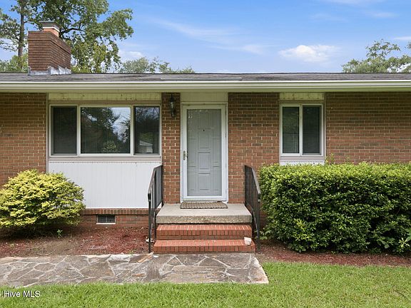 3rd image of 5004 Trent Woods Drive