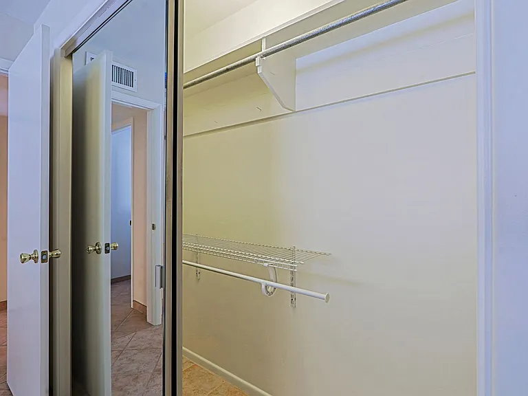 6203 N 12th Pl — Photo 36