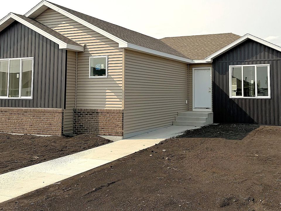 1st image of 2575 Golden Ln S