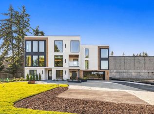9437 Slater Ave NE, Kirkland, WA 98033