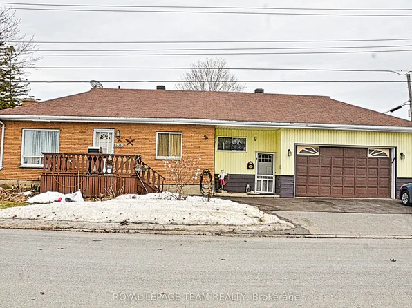 3040 S Walker St, Edwardsburgh/cardinal, ON K0E 1E0