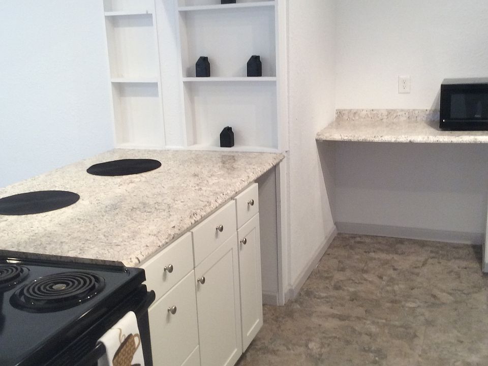 Work desk kitchen/Shelving